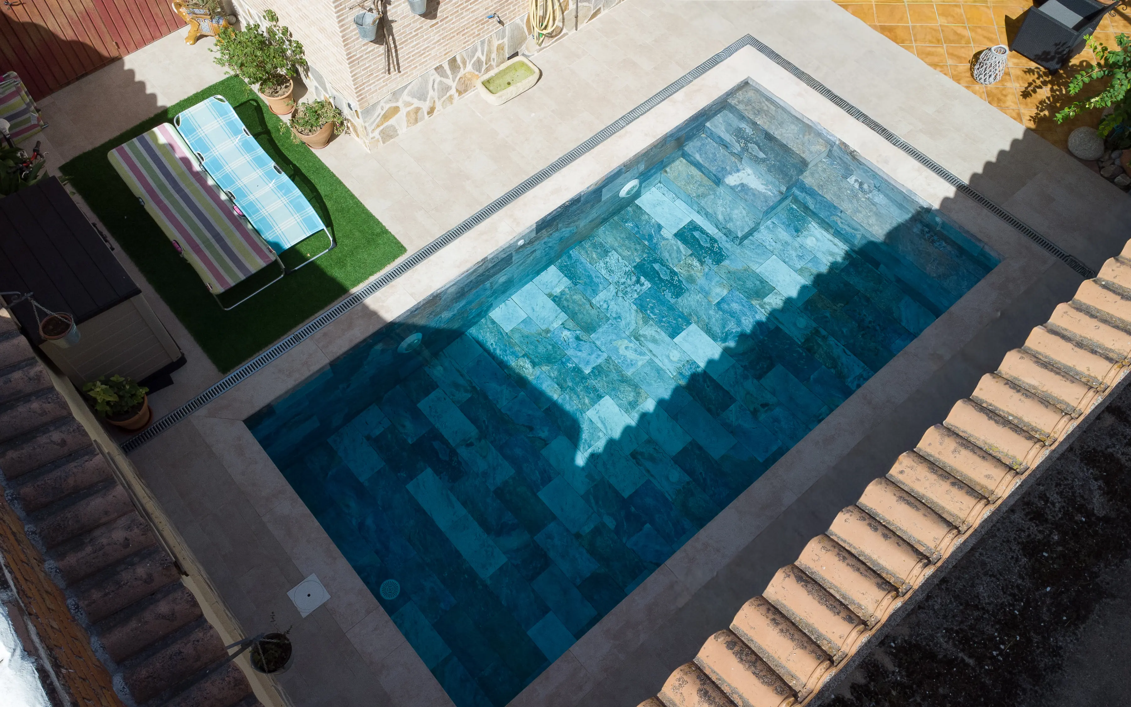 Construcción de Piscinas de Porcelánico - Imagen 5