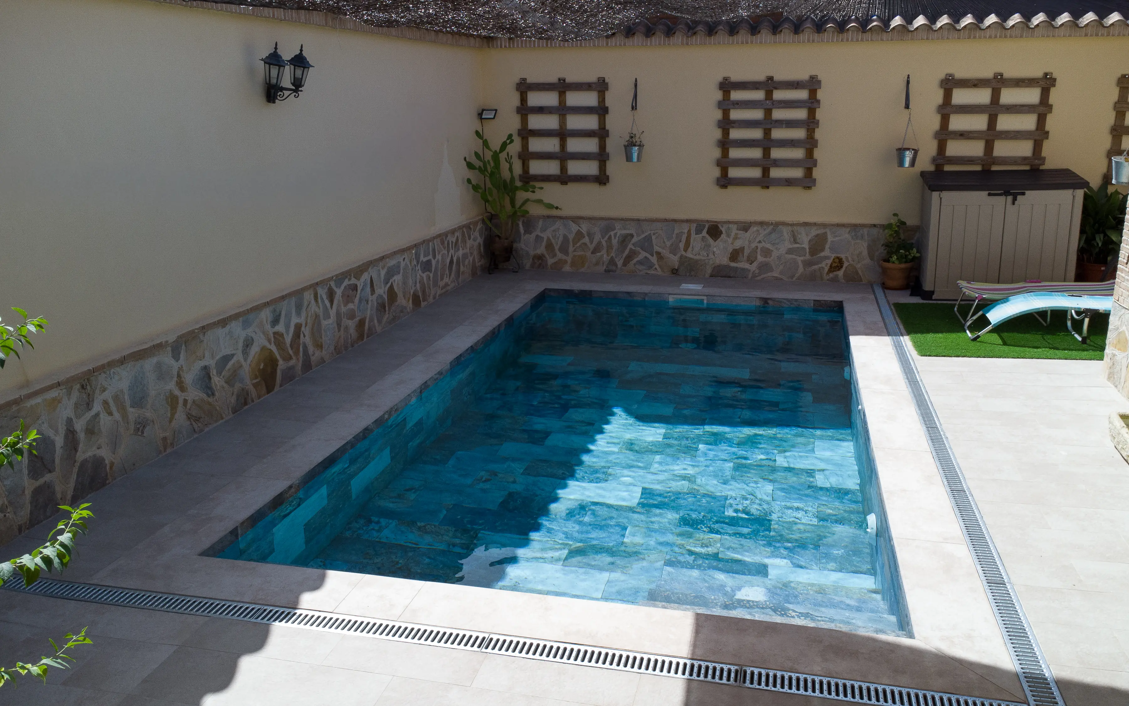 Construcción de Piscinas de Porcelánico - Imagen 6