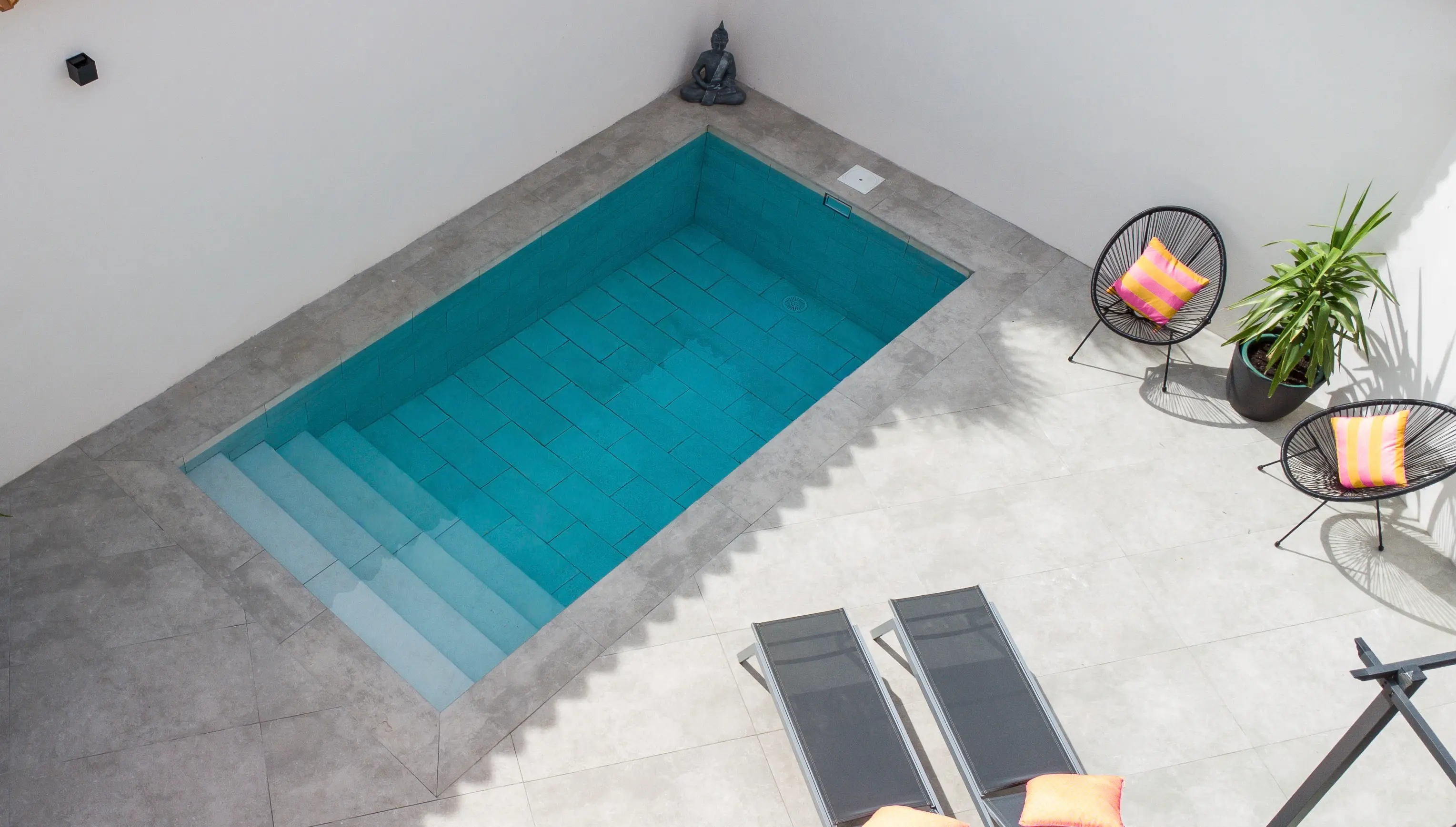 Construcción de Piscinas de Porcelánico - Imagen 11